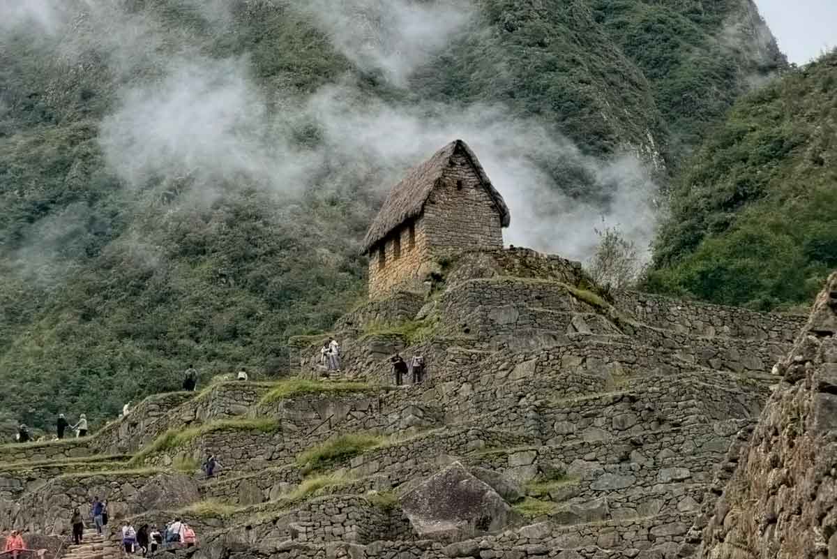 Travel the Peru with Machu Picchu Xplore